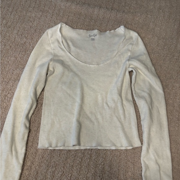 Brandy Melville White Long Sleeve Scoop Neck Top - Picture 2 of 3